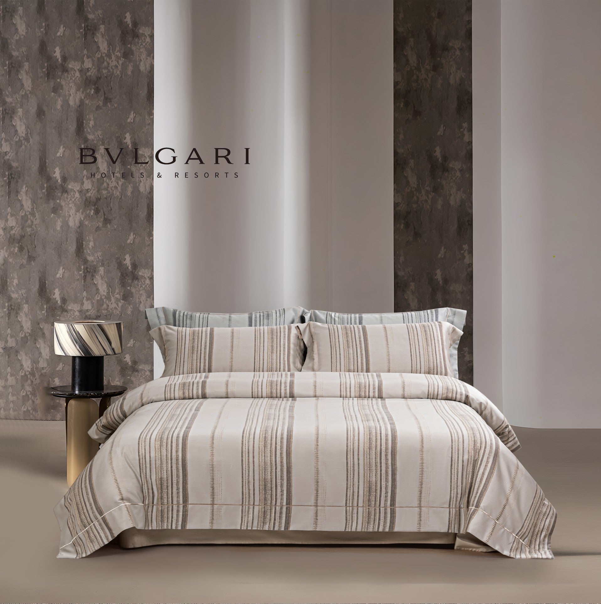 Hotel Grand Pima Cotton & Silk Jacquard Four-Piece Bedding Set