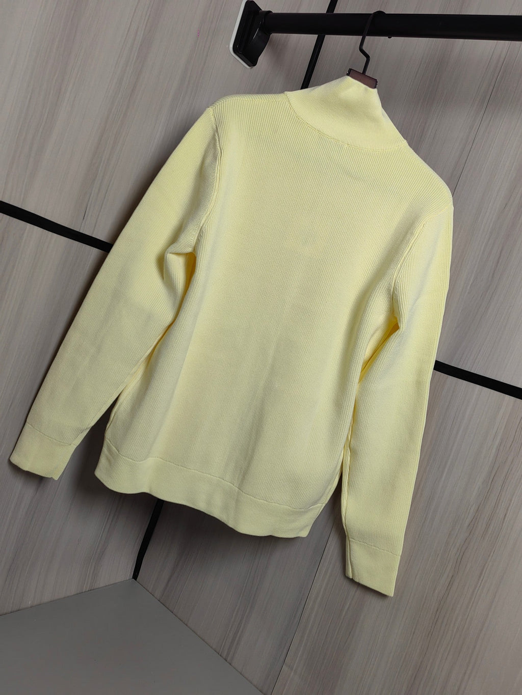Hermès Unisex Wool-Blend Knit Cardigan – Autumn/Winter