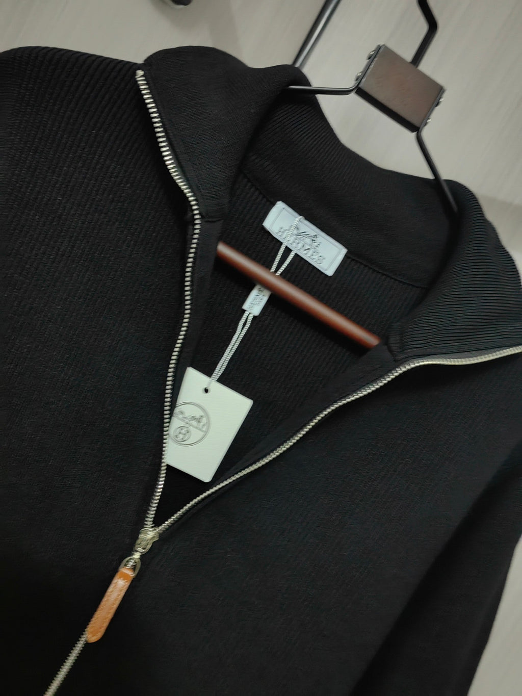 Hermès Unisex Wool-Blend Knit Cardigan – Autumn/Winter
