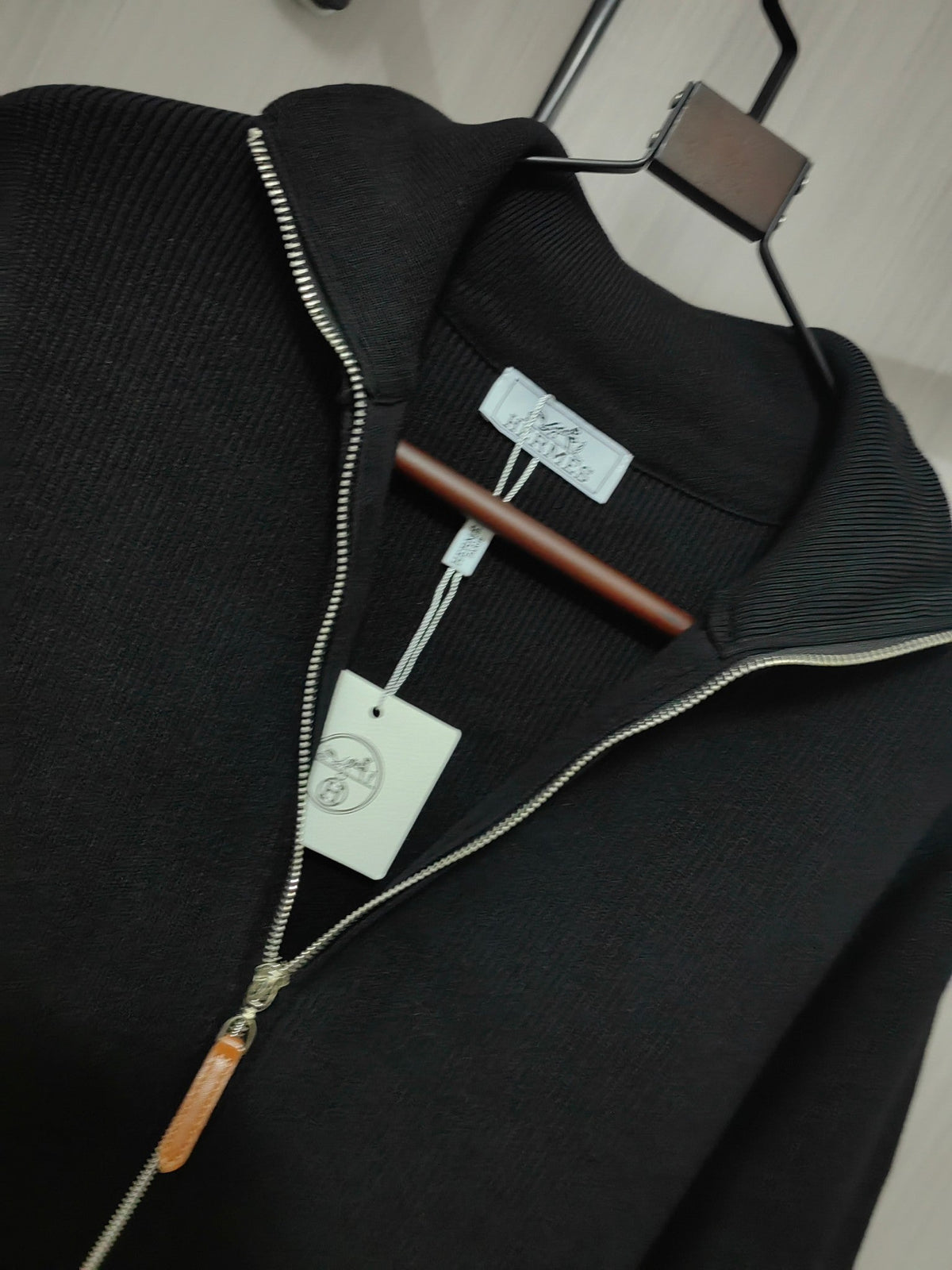 Hermès Unisex Wool-Blend Knit Cardigan – Autumn/Winter