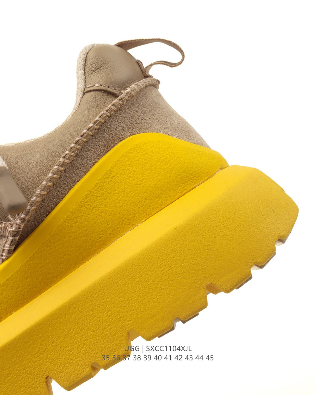 UGG Retro Low-Top Ankle Boots