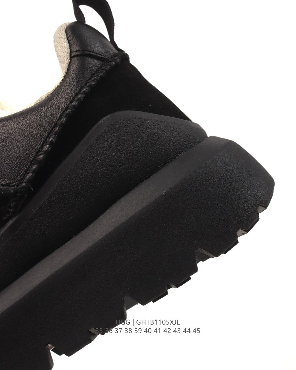 UGG Retro Low-Top Ankle Boots