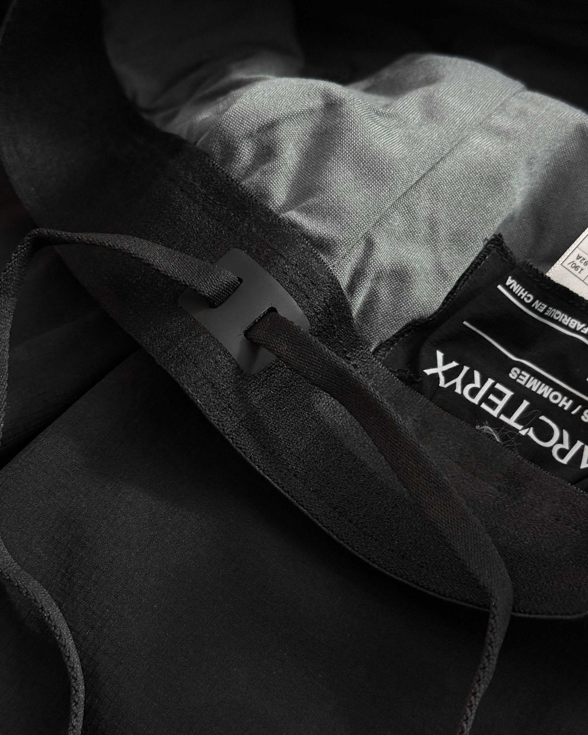 Arc'teryx TRAINING Series Windproof Down Trousers – Winter Collection