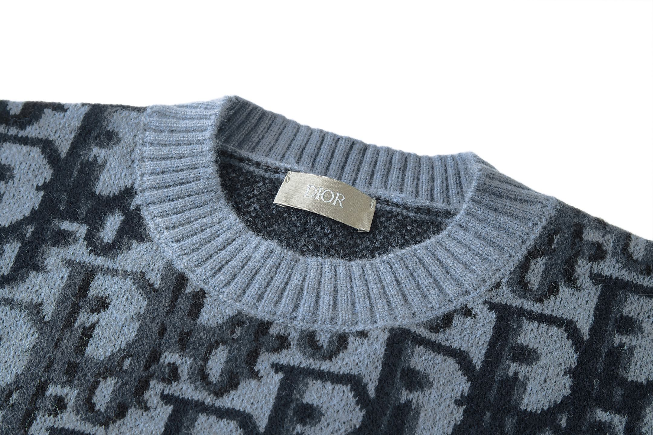 Dior Oblique Jacquard Wool Crewneck Sweater – 2026SS