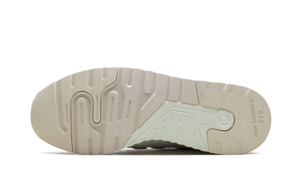 997.5 "MiUSA Kith Easter White Marshmallow Angora" U9975HK