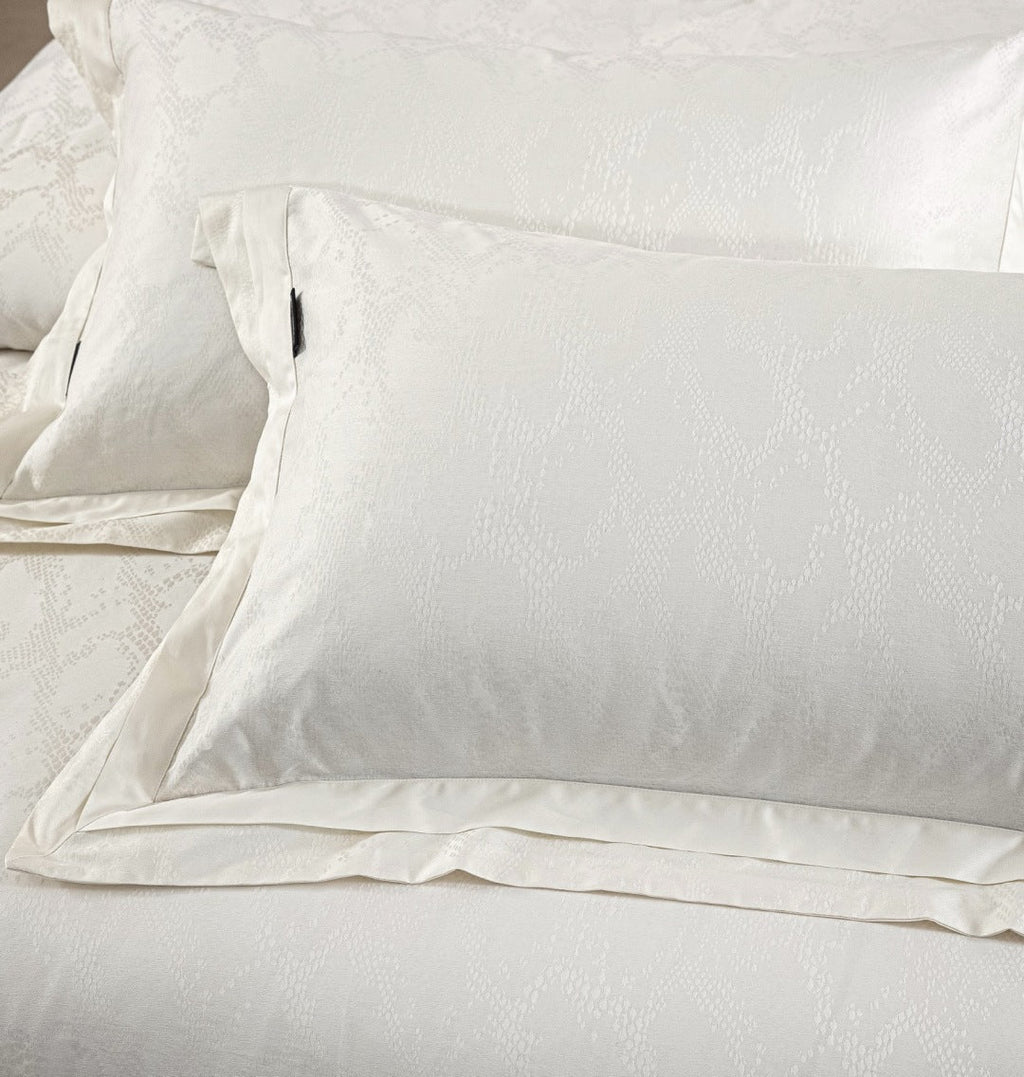 Armani Casa 3D Python Jacquard Four-Piece Bedding Set – SS25
