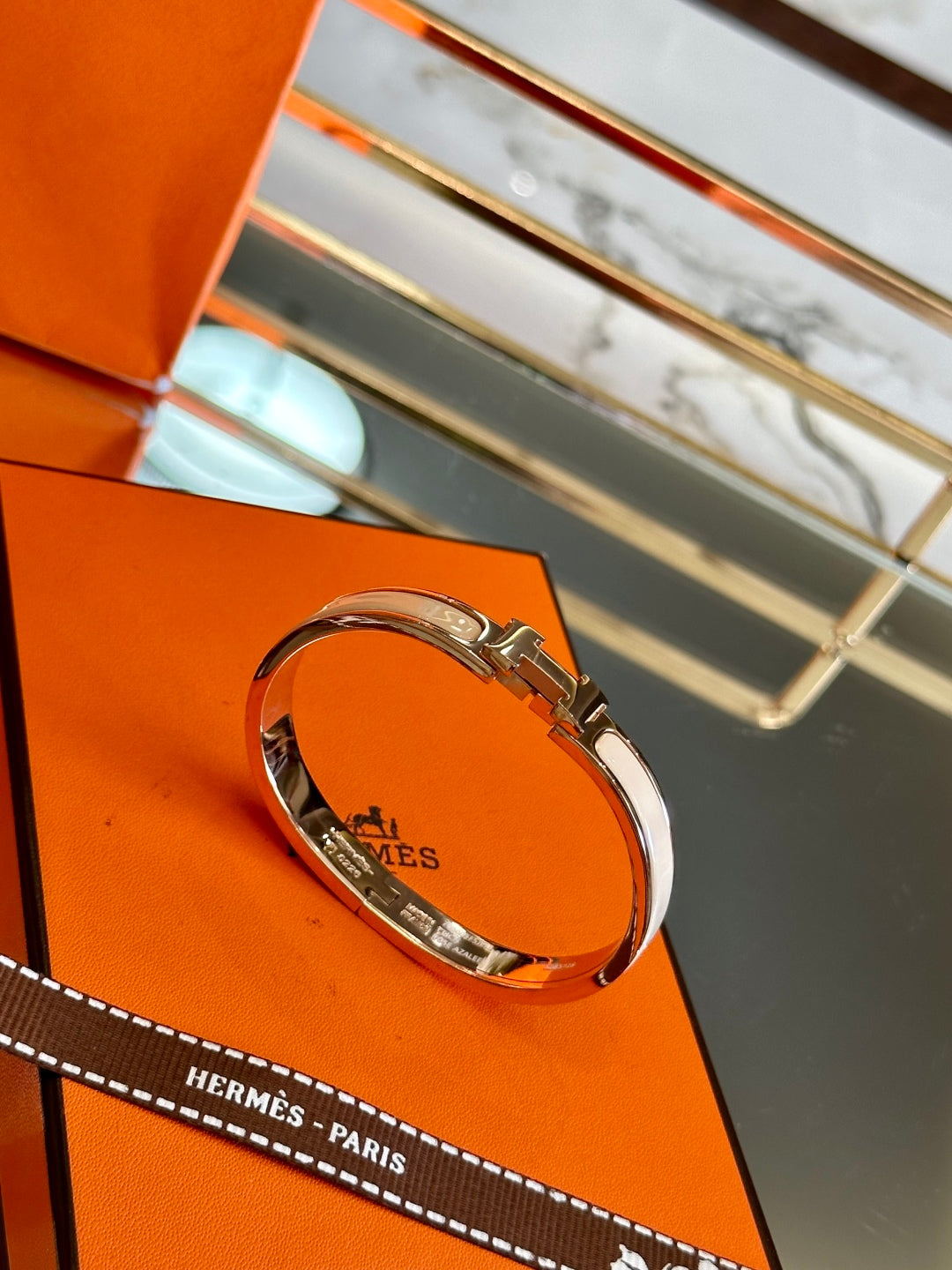 Hermès H-Letter Oval Series Bracelet