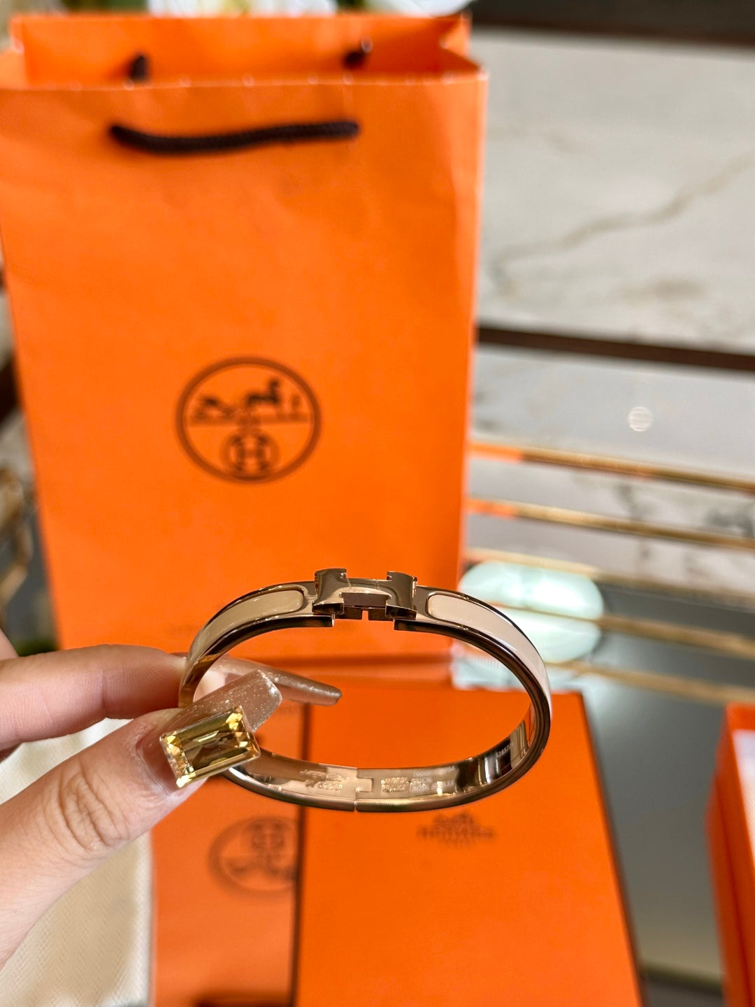 Hermès H-Letter Oval Series Bracelet