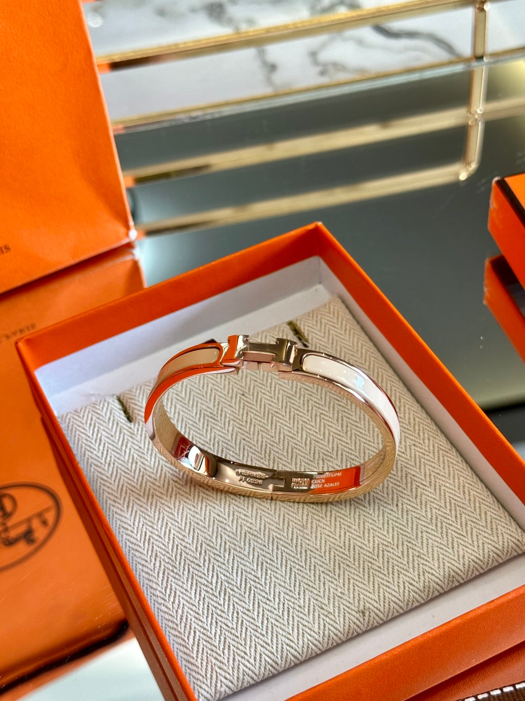 Hermès H-Letter Oval Series Bracelet