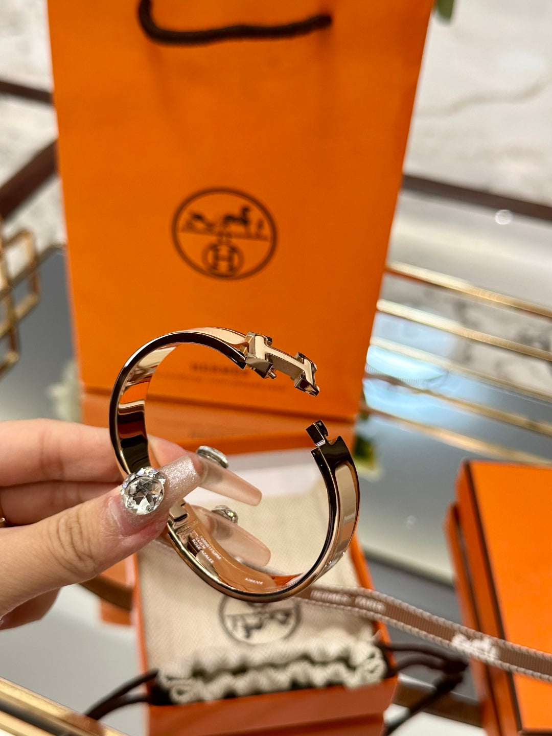 Hermès H-Letter Oval Enamel Bracelet