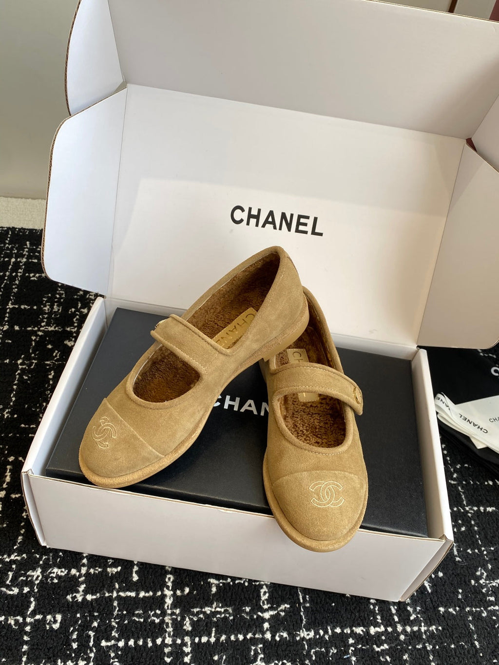 Chanel Mary Jane Flats – 25SS Autumn/Winter Collection