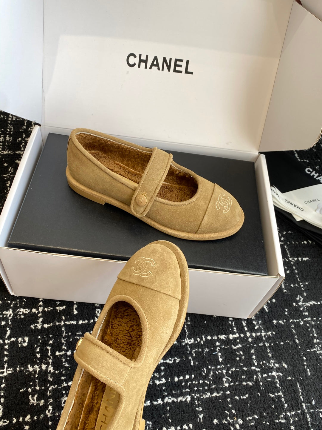 Chanel Mary Jane Flats – 25SS Autumn/Winter Collection