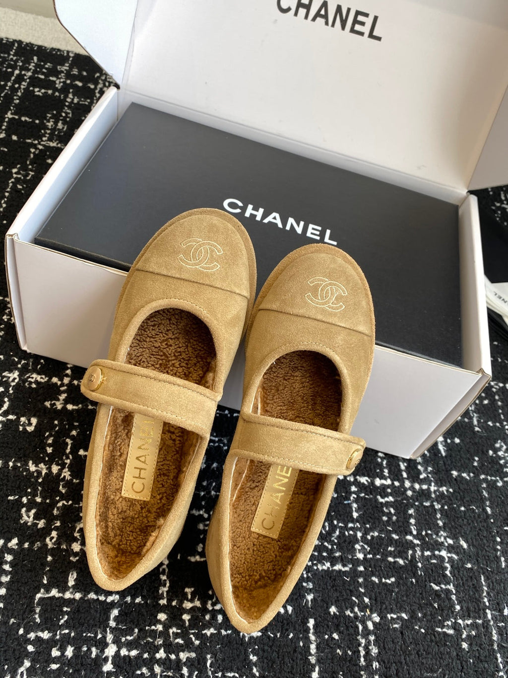 Chanel Mary Jane Flats – 25SS Autumn/Winter Collection