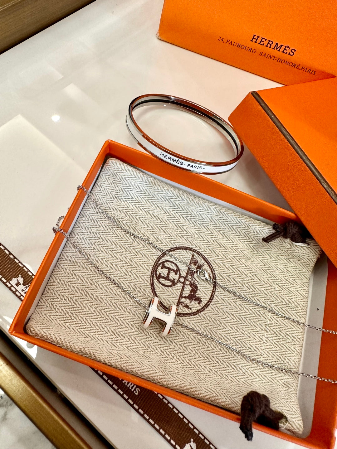 Hermès Oval Enamel 18K Gold Jewelry Set