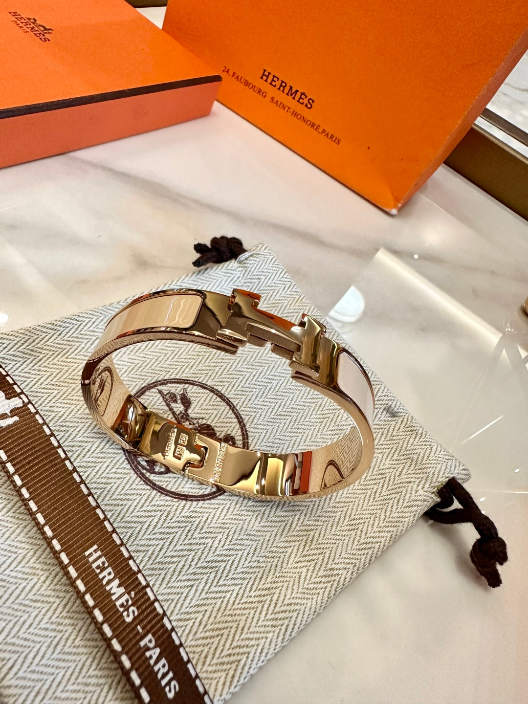 Hermès H-Letter Oval Enamel Bracelet