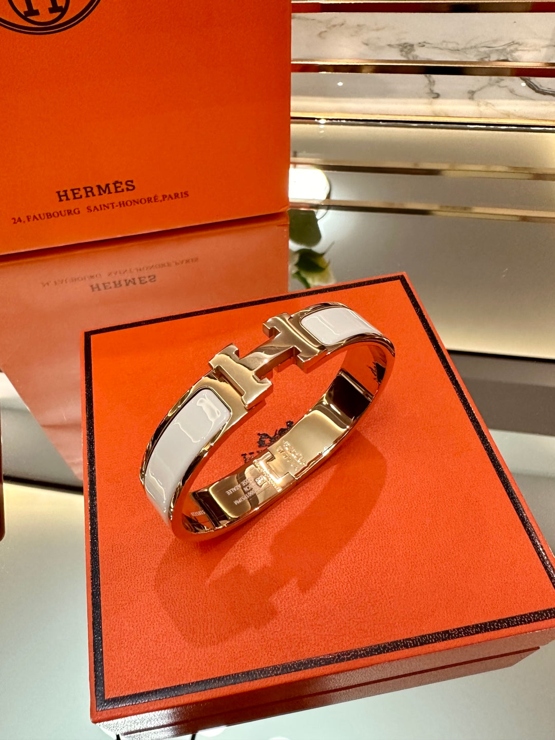 Hermès H-Letter Oval Enamel Bracelet