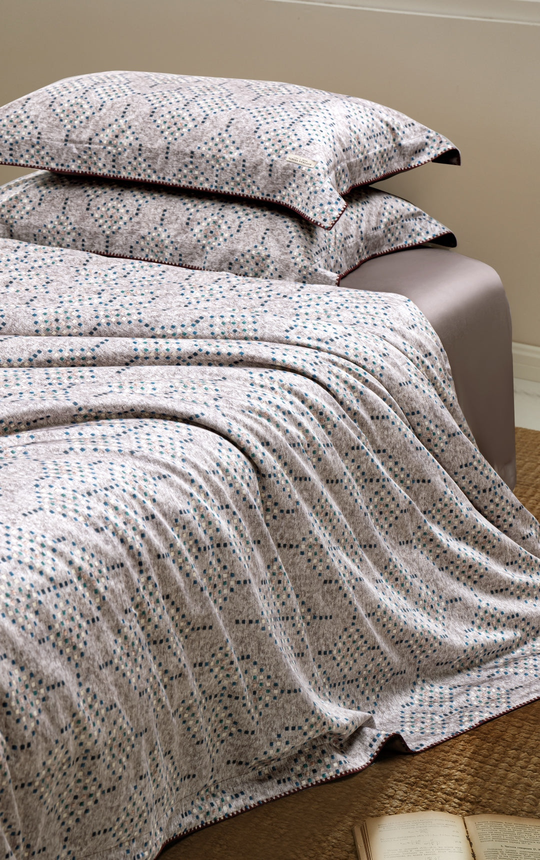 Bottega Veneta Home Collection Lava Woven Bedding Set