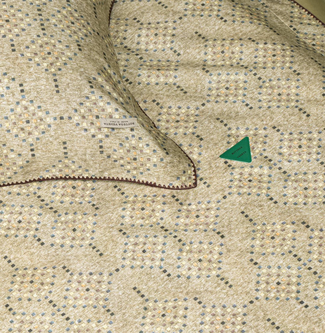 Bottega Veneta Home Collection Lava Woven Bed Set – Limited Edition