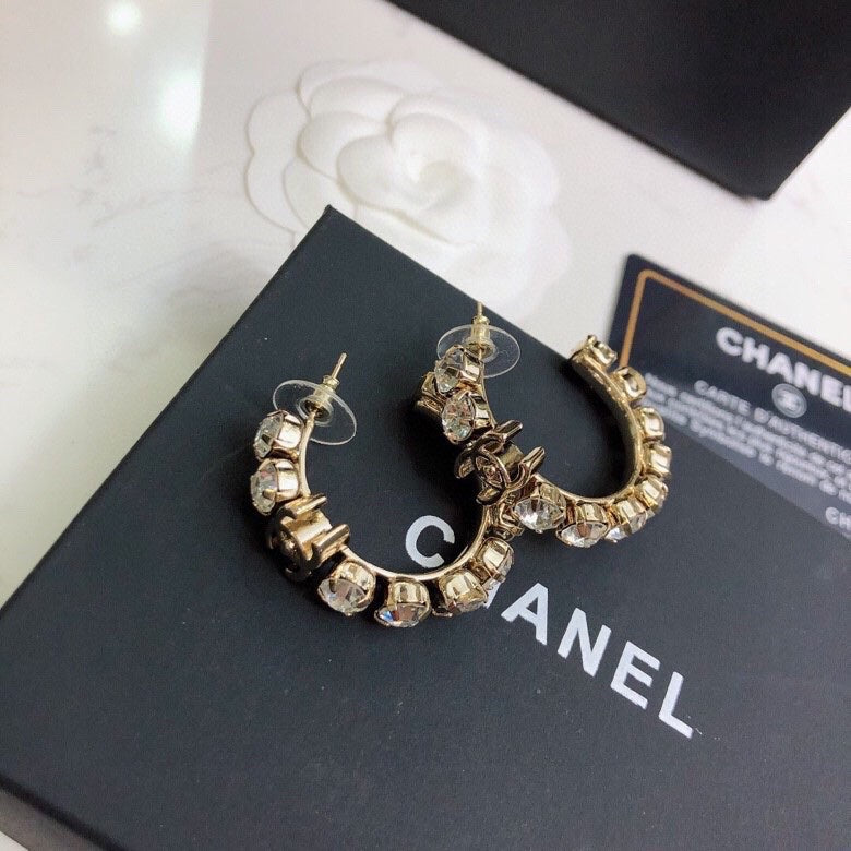 Chanel Full Pave Circle Runway Earrings – 2021 Collection