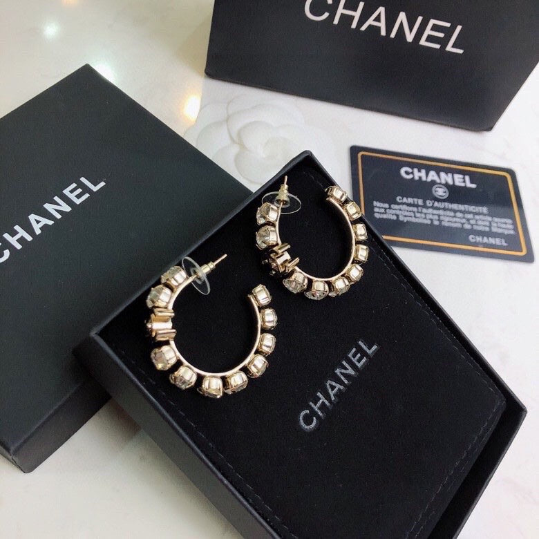 Chanel Full Pave Circle Runway Earrings – 2021 Collection