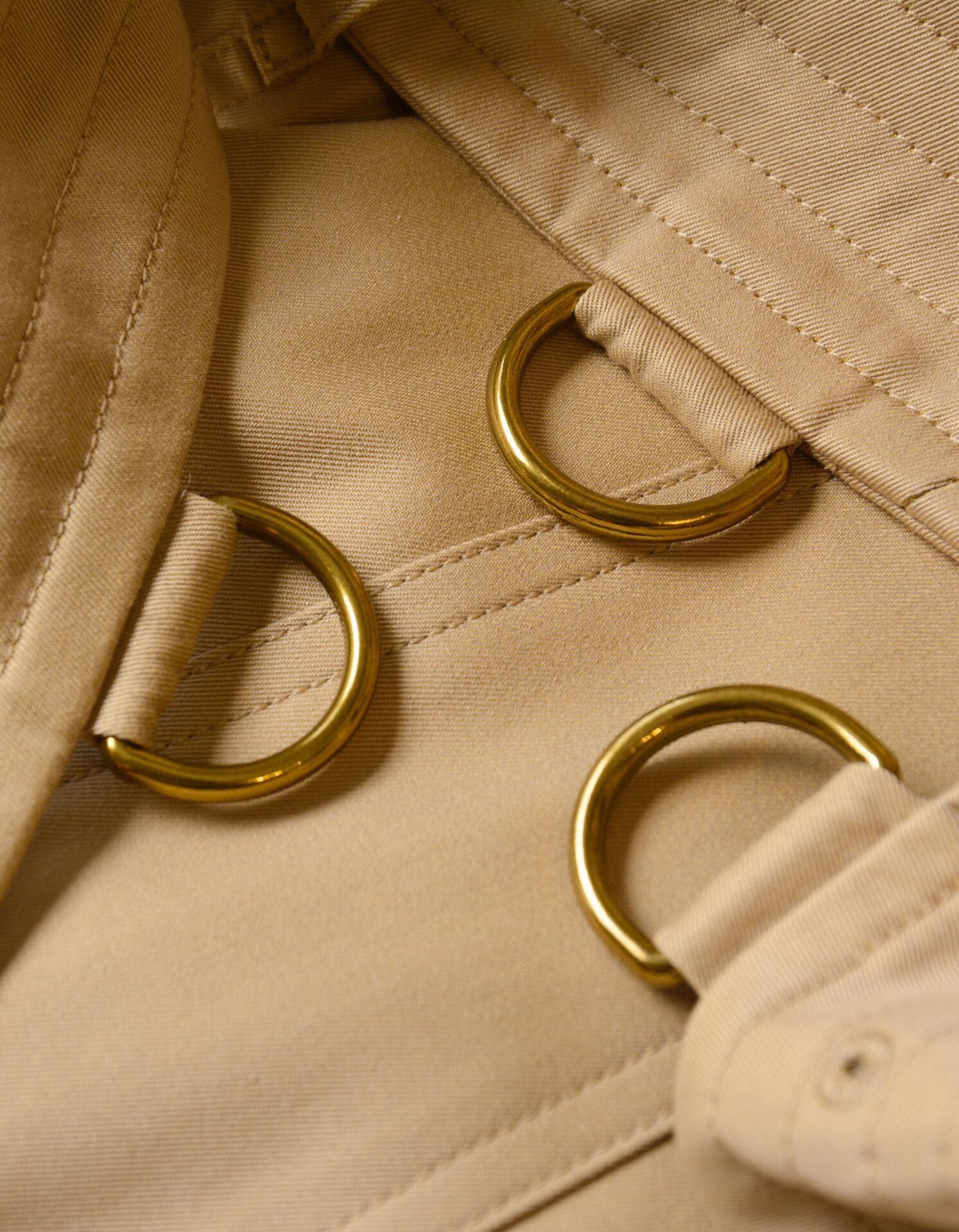Burberry Sandringham Mid-Length Trench Coat