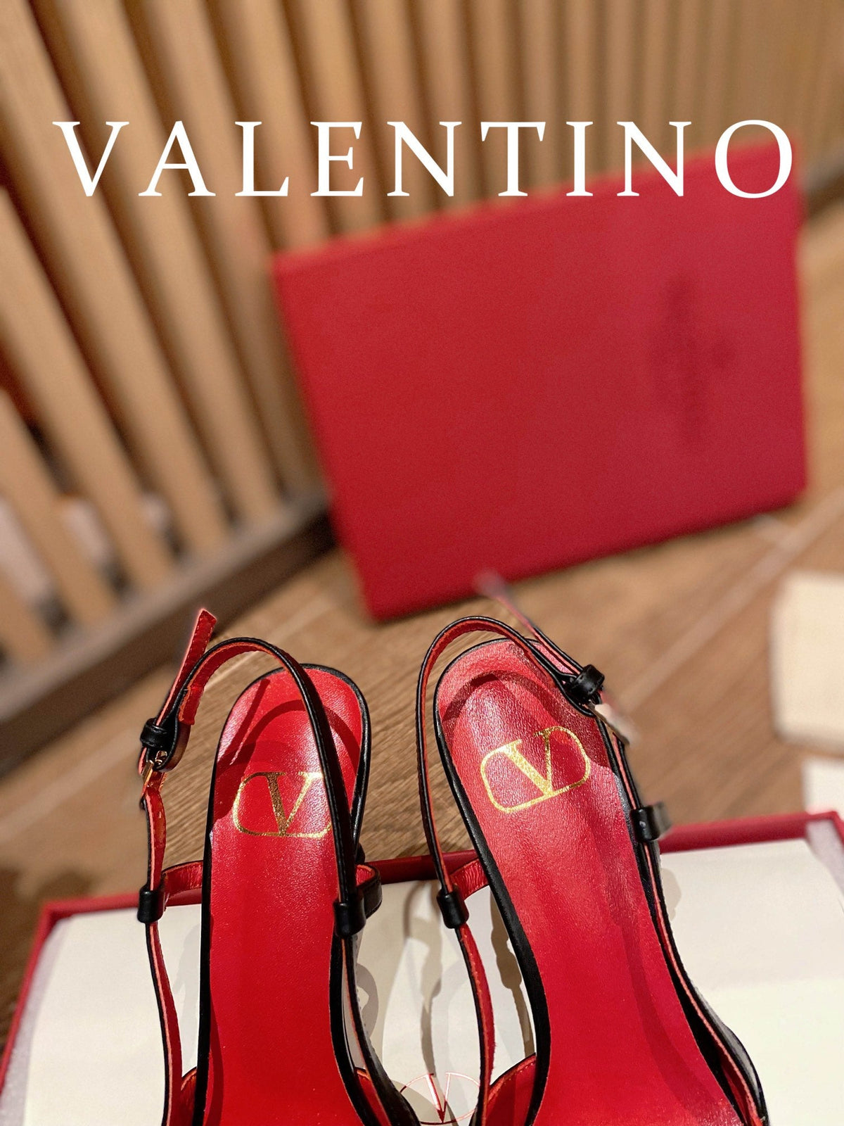 Valentino VLogo Signature Leather Pumps – 2022 Collection