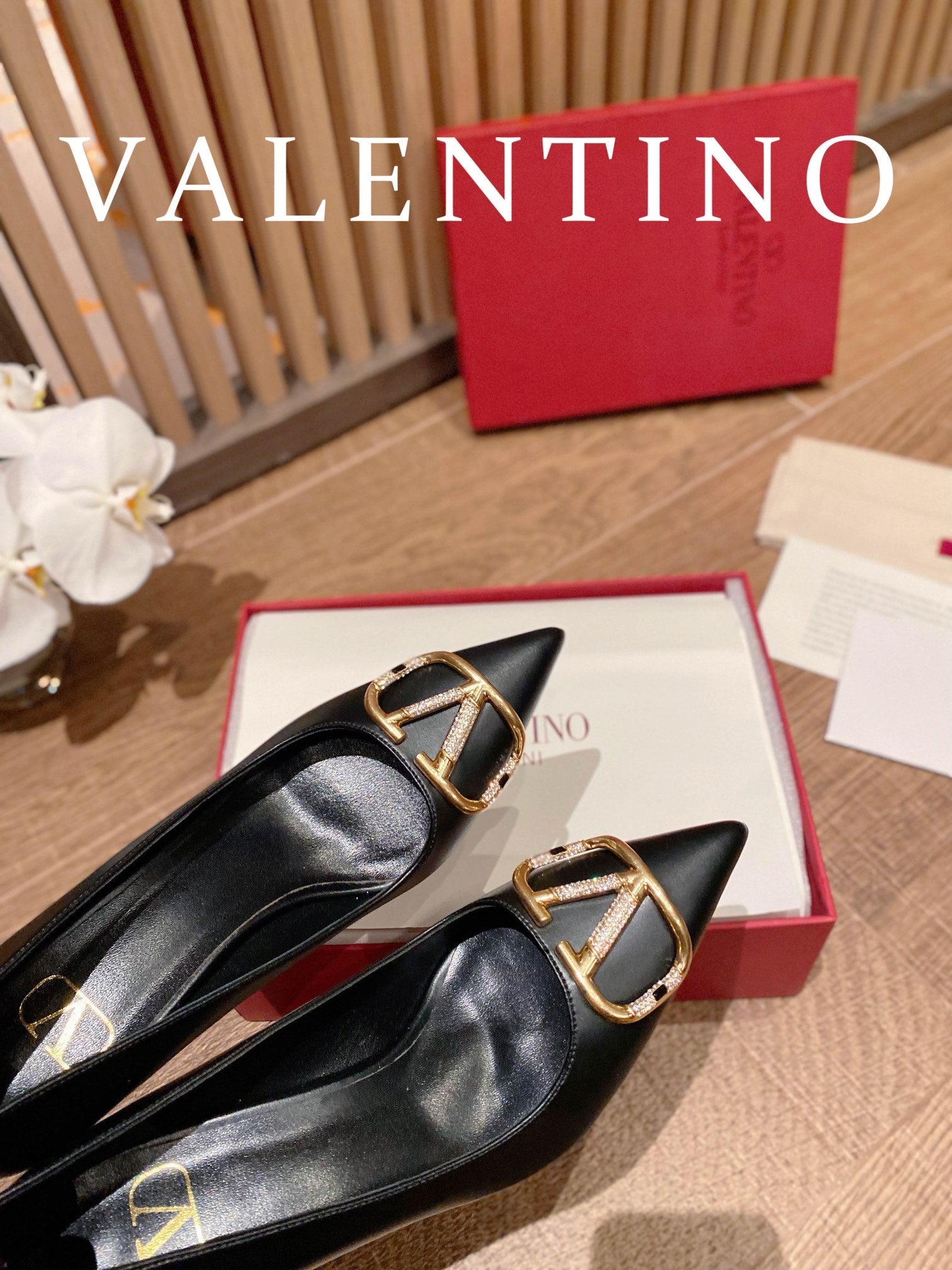 Valentino VLogo Signature Crystal Pumps – 2022 Collection