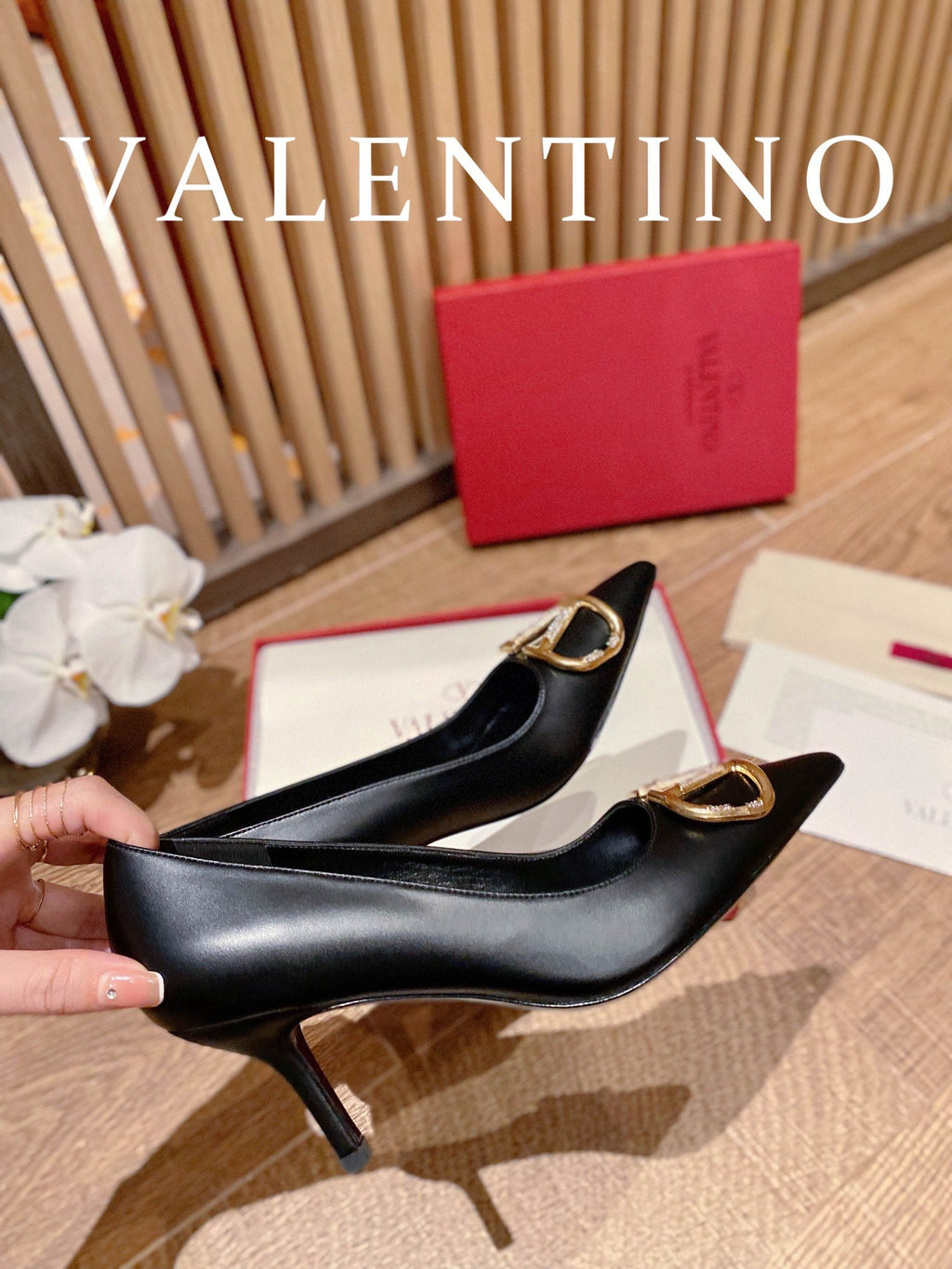 Valentino VLogo Signature Crystal Pumps – 2022 Collection