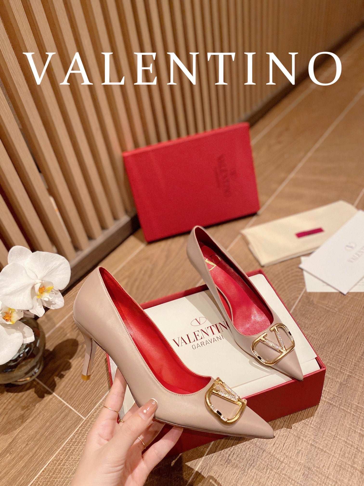 Valentino VLogo Signature Crystal Pumps – 2022 Collection