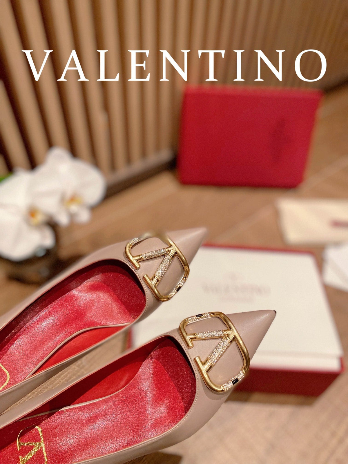 Valentino VLogo Signature Crystal Pumps – 2022 Collection