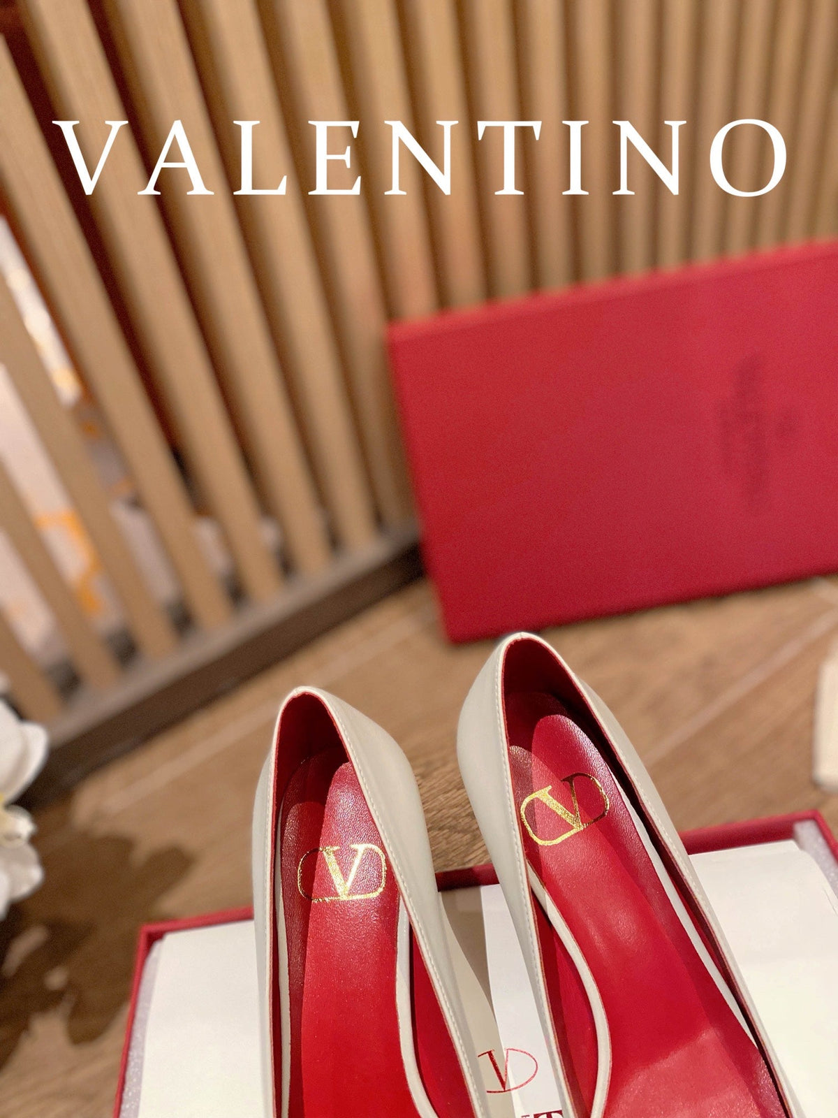 Valentino VLogo Signature Crystal Pumps – 2022 Collection