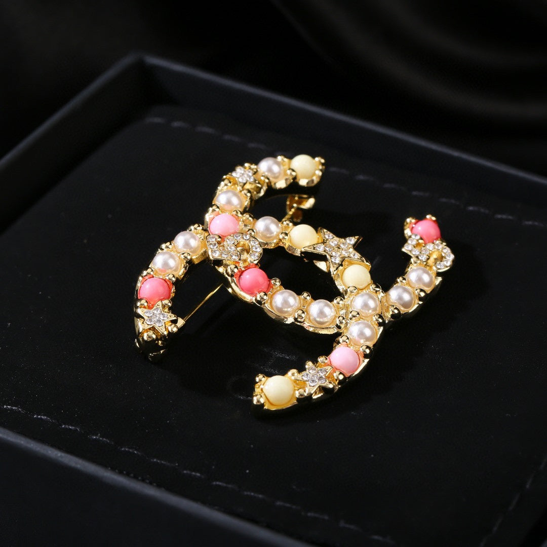 Chanel No. 5 Pearl Diamond Double C Brooch – Autumn/Winter Collection