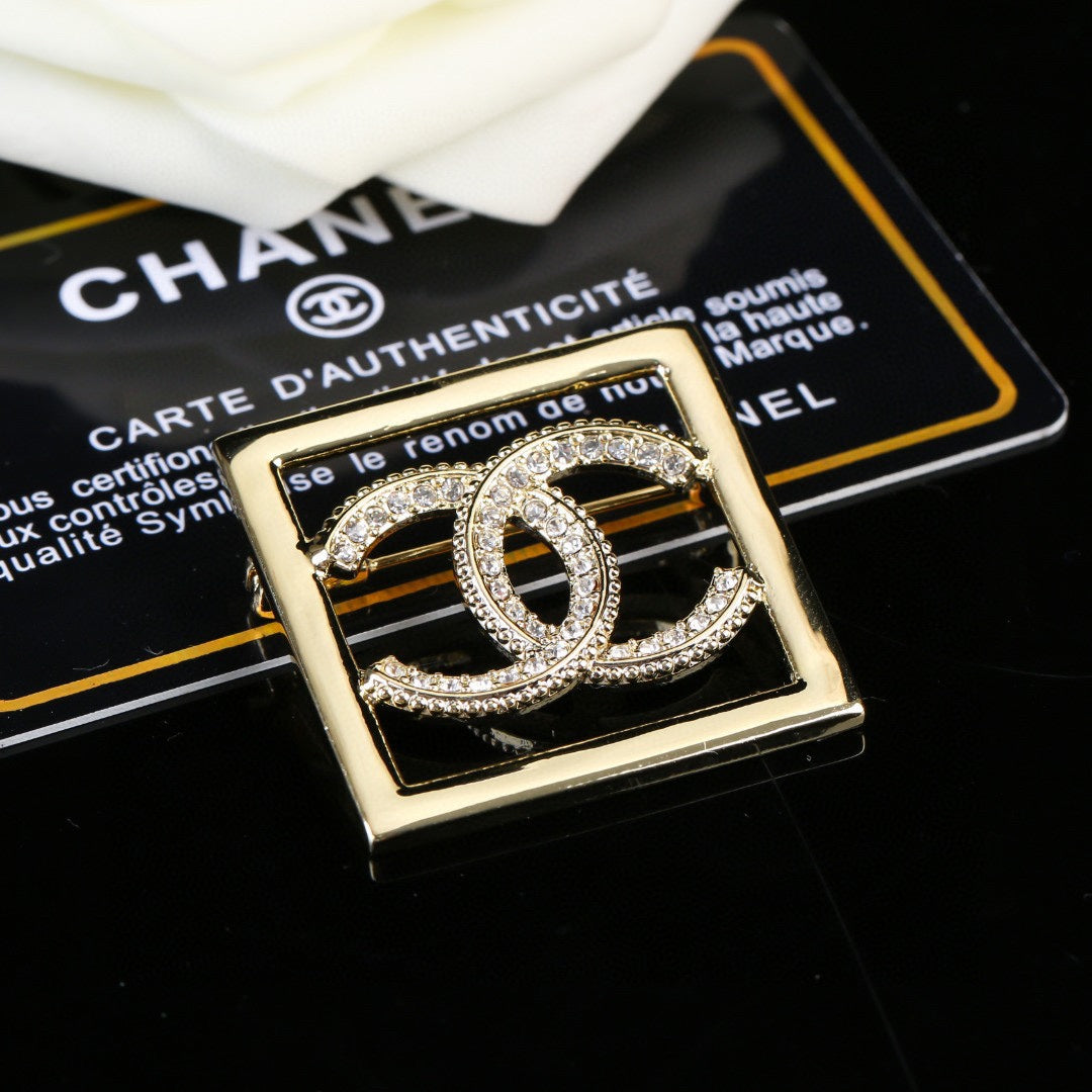Chanel Diamond Double C Brooch – Autumn/Winter Collection