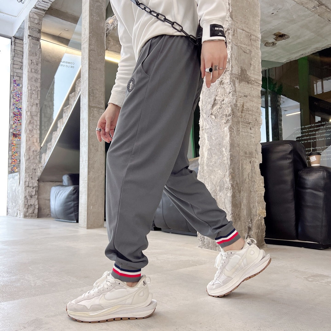 Moncler Logo Embroidered Sweatpants – 2023 Spring/Summer Collection