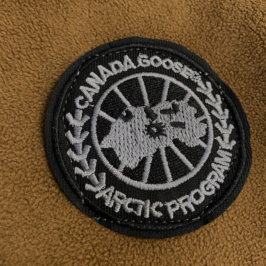 Canada Goose Black Label Fleece Cardigan – Autumn/Winter Collection