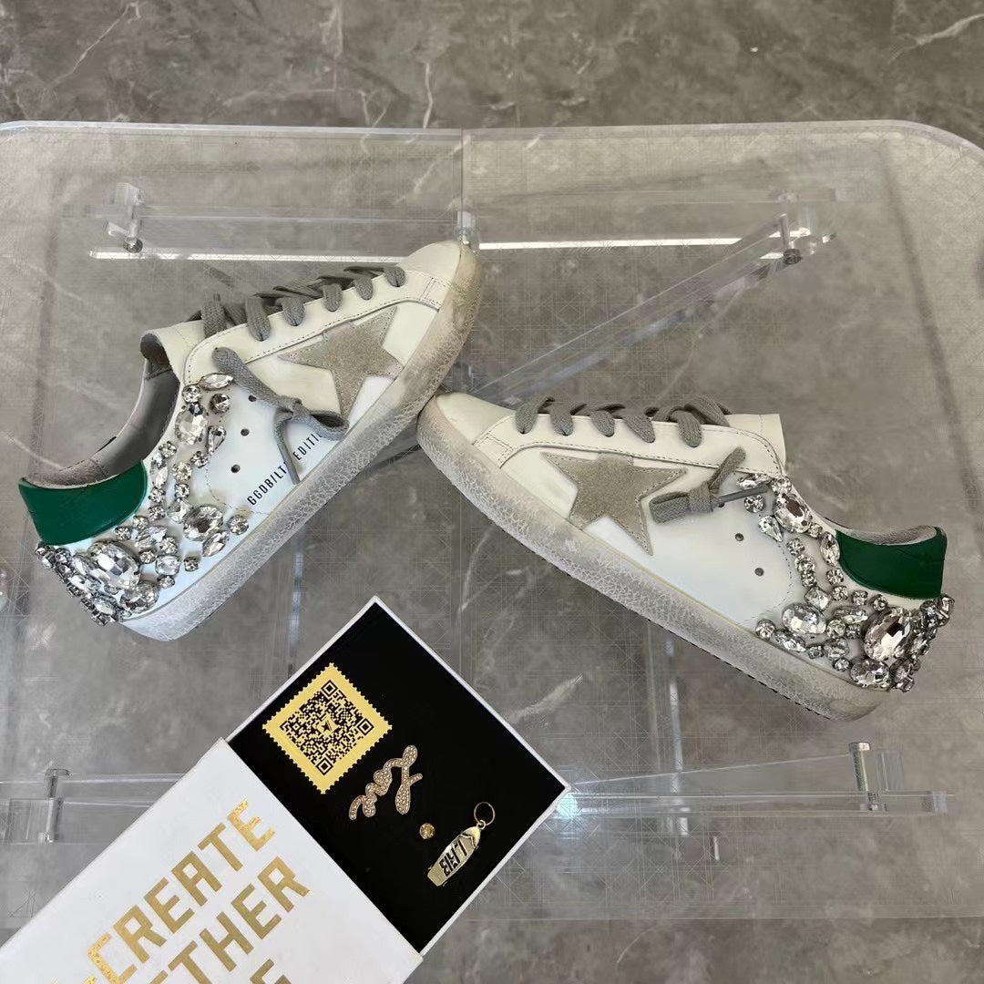 Golden Goose Superstar Diamond Tail Sneakers – 2023 Autumn/Winter