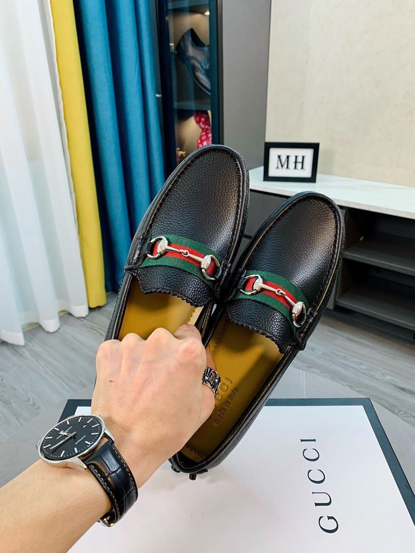 Gucci Men's Embossed Leather Driving Shoes