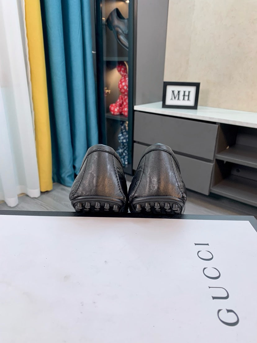 Gucci Men's Embossed Leather Driving Shoes