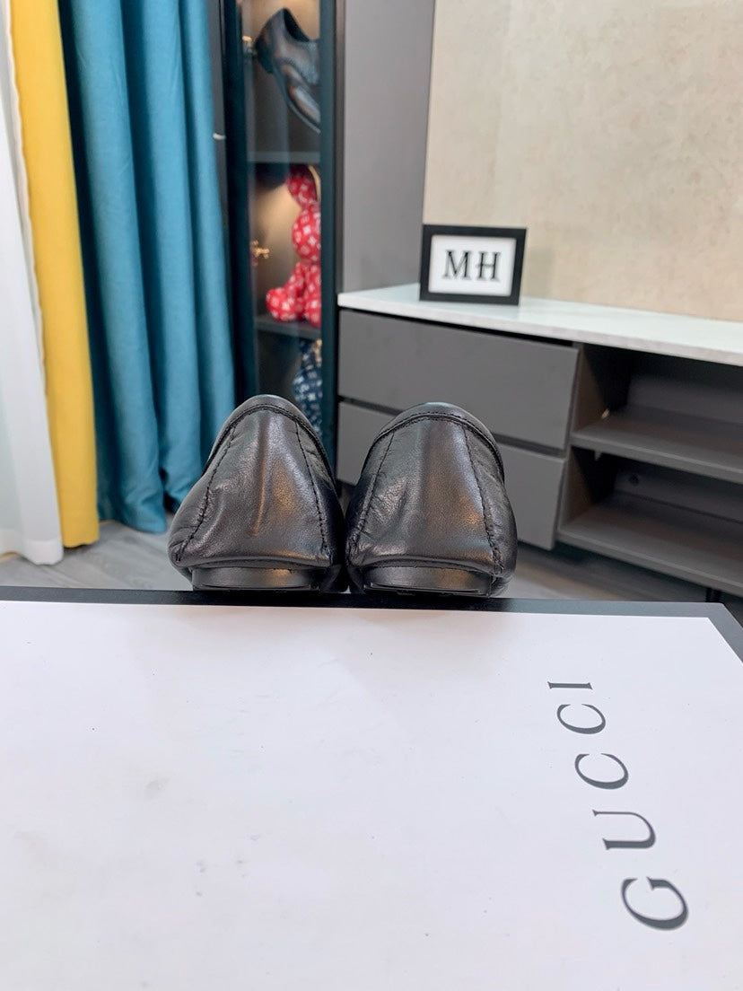 Gucci Men's Embossed Leather Driving Shoes