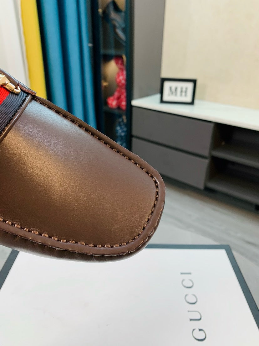 Gucci Men's Embossed Leather Driving Shoes