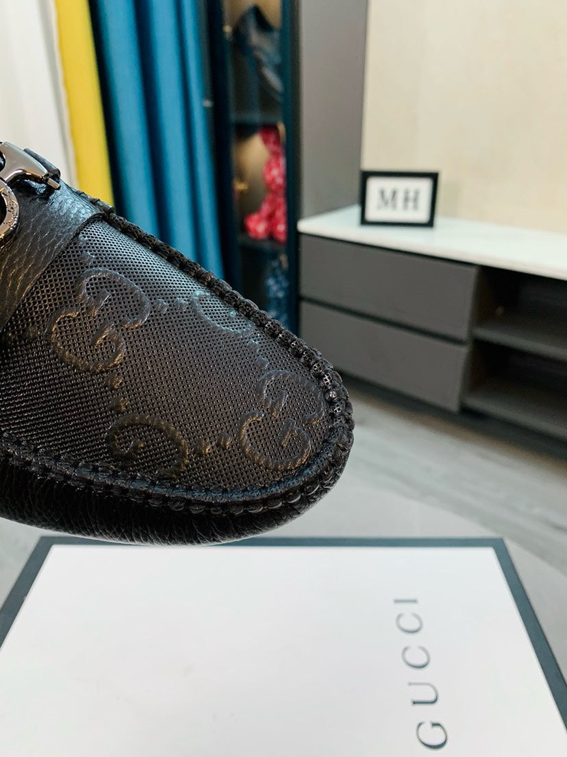 Gucci Men's Embossed Leather Driving Shoes