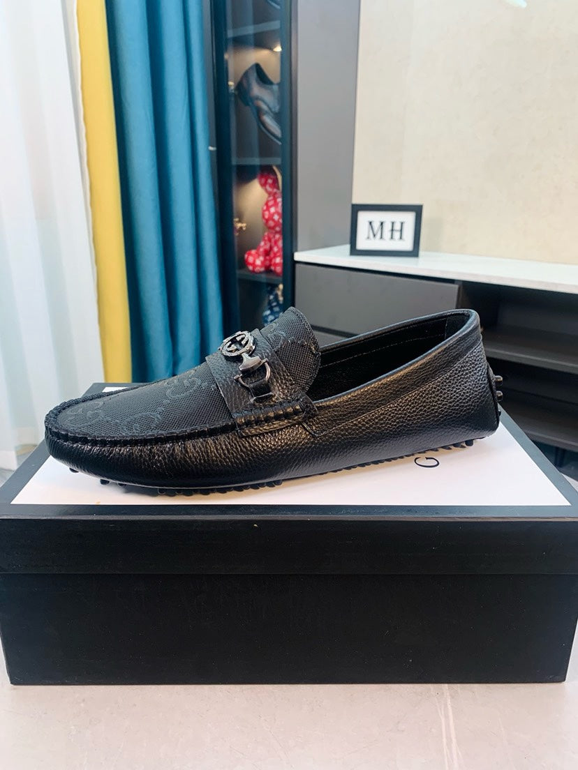 Gucci Men's Embossed Leather Driving Shoes