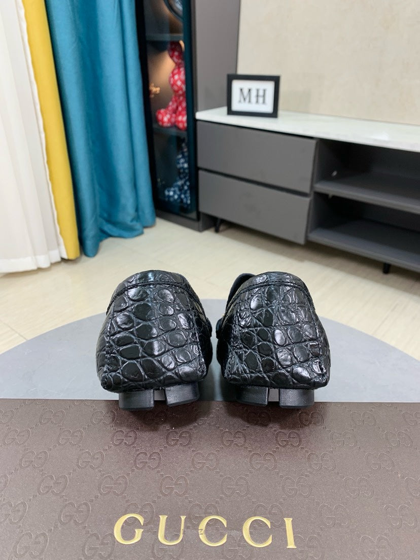 Gucci Men's Embossed Leather Driving Shoes