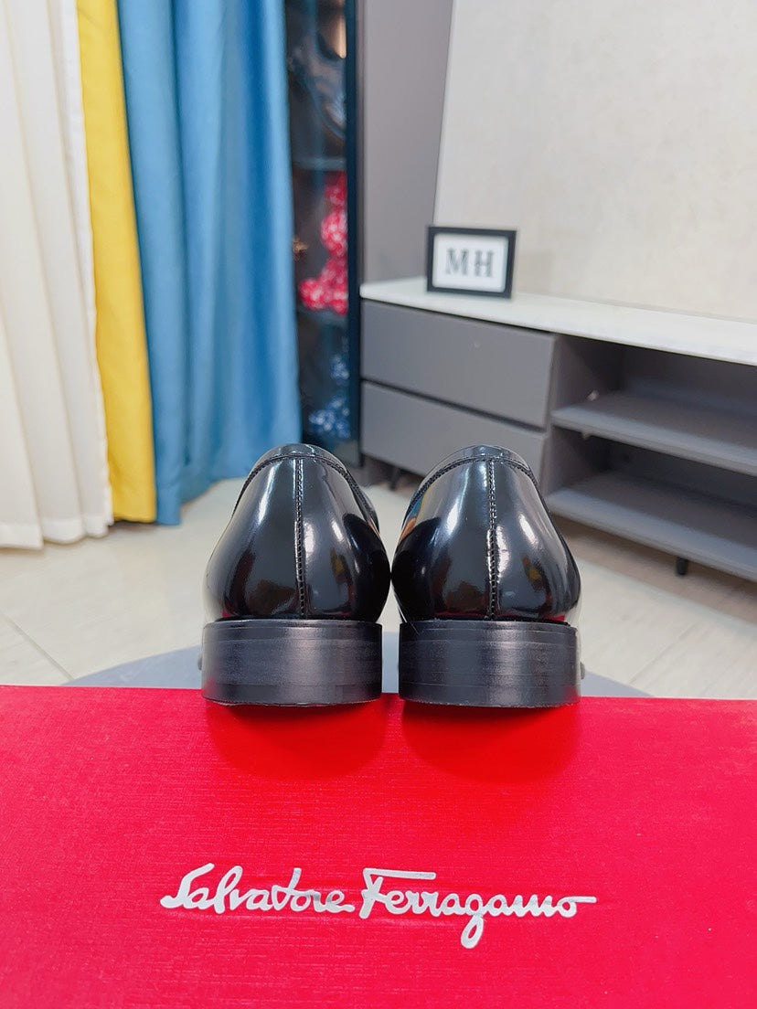 Ferragamo Top-Tier Men's Business Dress Shoes