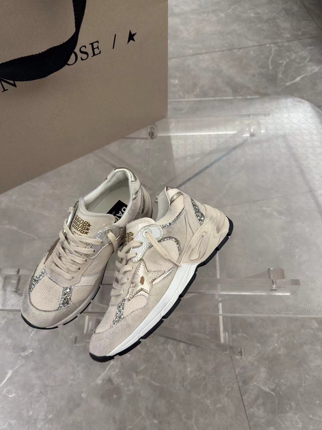 Golden Goose Dad Star Unisex Sneakers – 2025 Collection