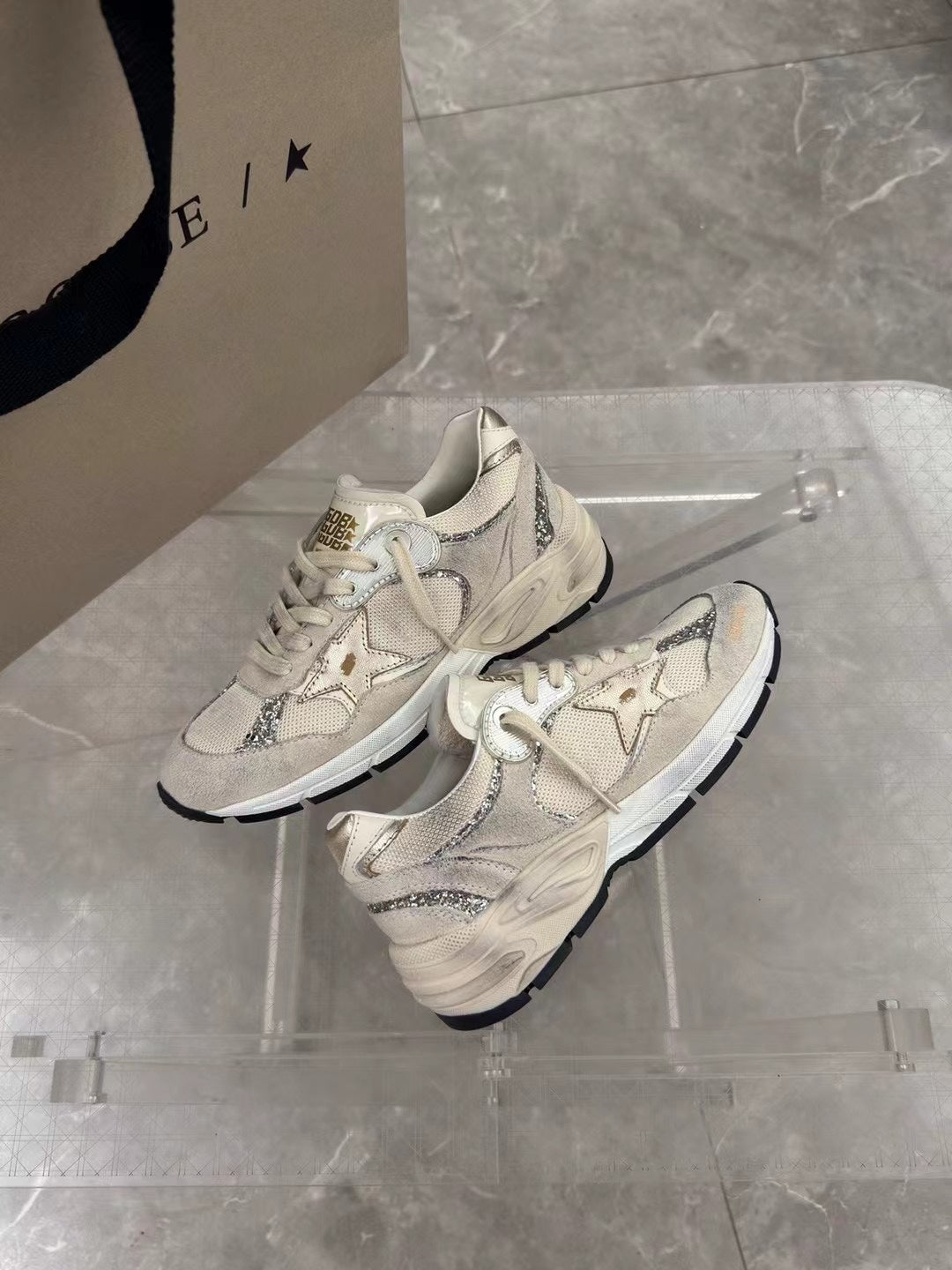 Golden Goose Dad Star Unisex Sneakers – 2025 Collection