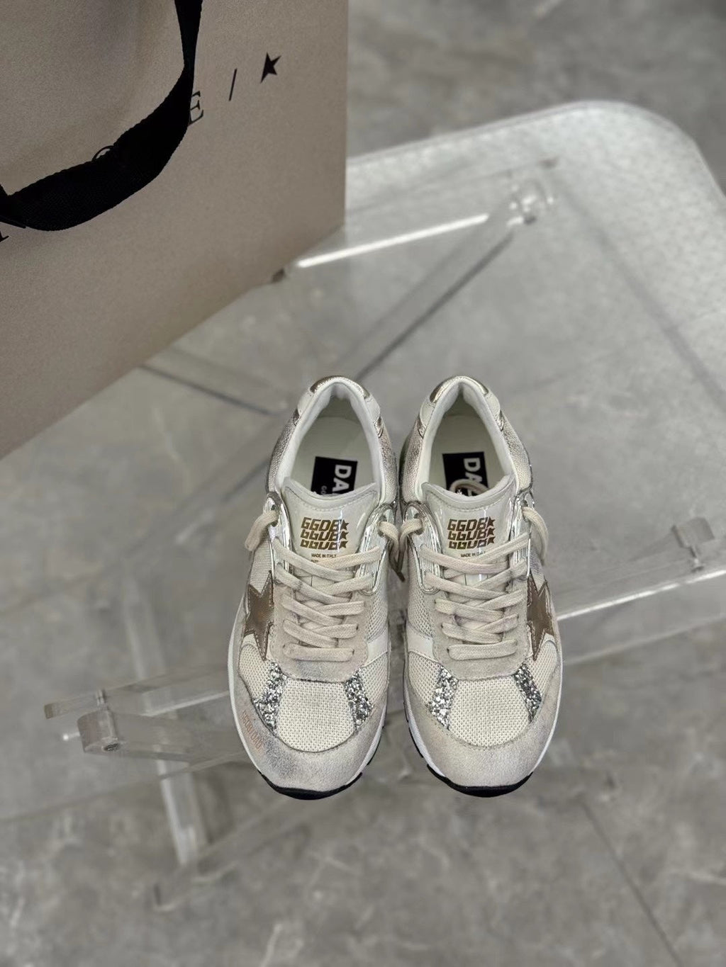 Golden Goose Dad Star Unisex Sneakers – 2025 Collection