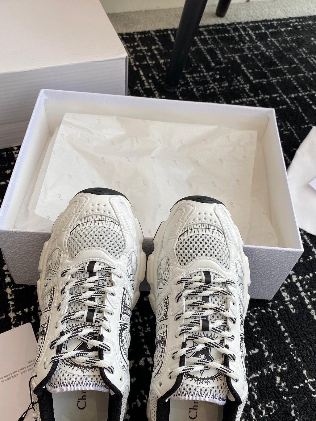 Dior Chrono Futuristic Sneakers – 24SS