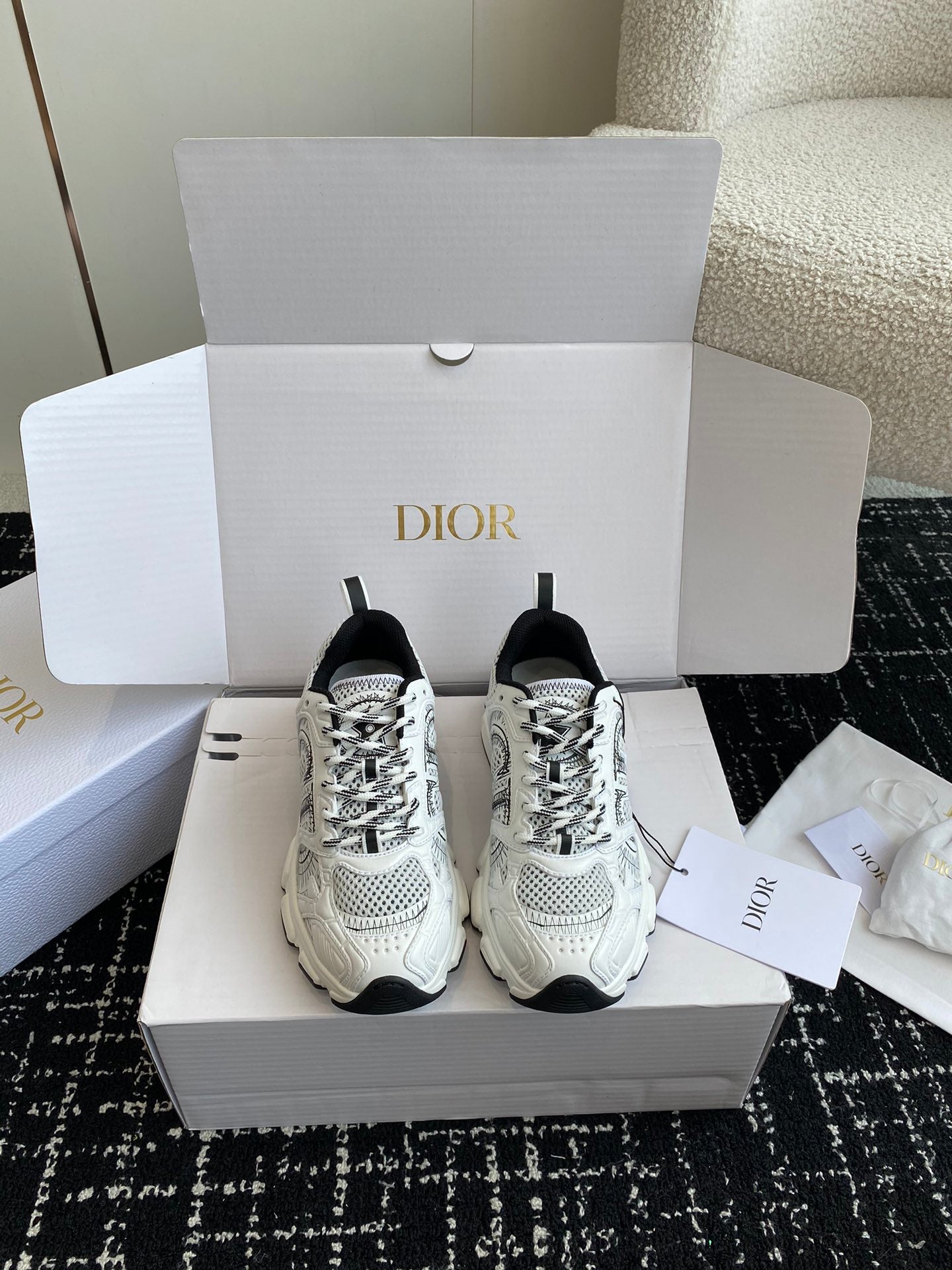 Dior Chrono Futuristic Sneakers – 24SS