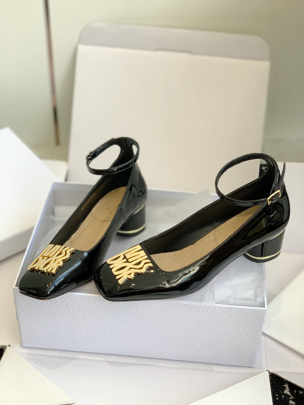 Dior MISS DIOR Chunky Heel Mary Jane Flats – 24SS